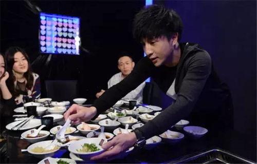 娱乐圈吃瓜节是真的吗,揭秘真相还是一场炒作?